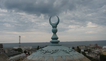 Salafism: From Social Phenomenon to Security Risk Factor – And Back Again?