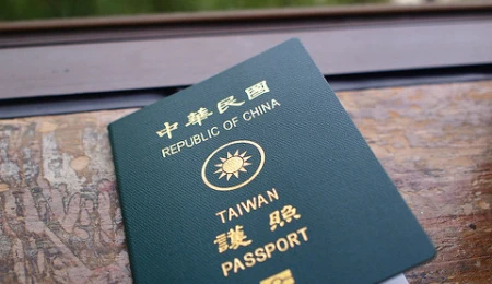 Human security and citizenship in de facto states